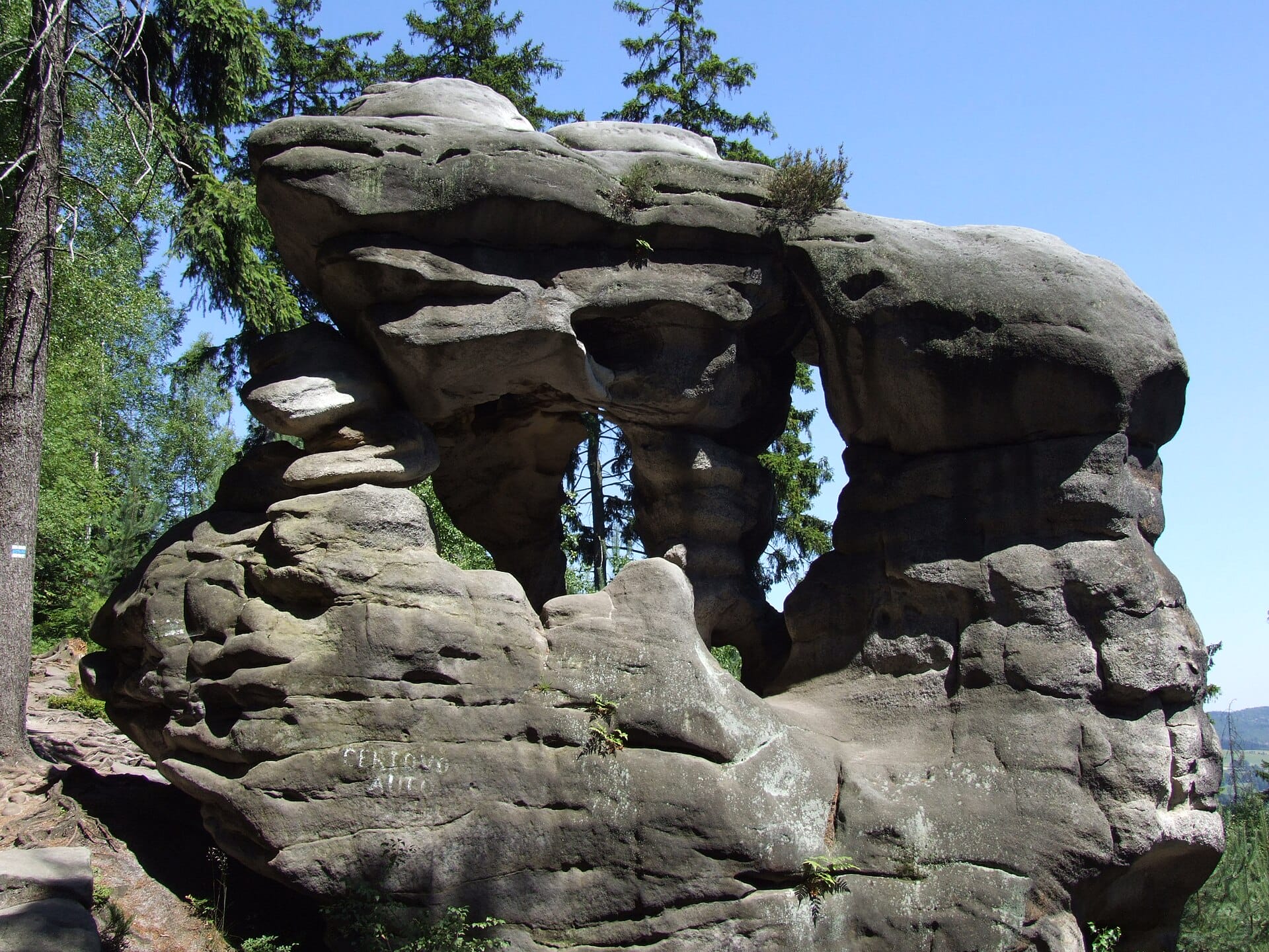 Ostaš